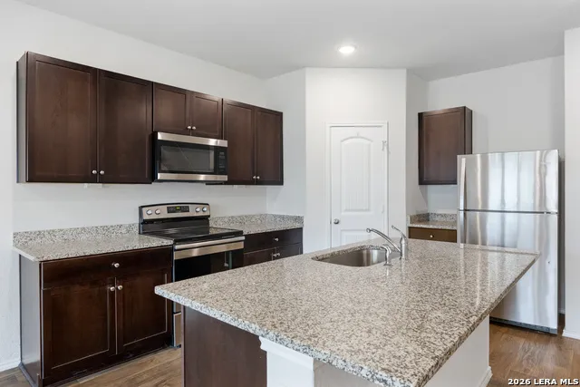 824 Cinnamon Teal Seguin, TX 78155