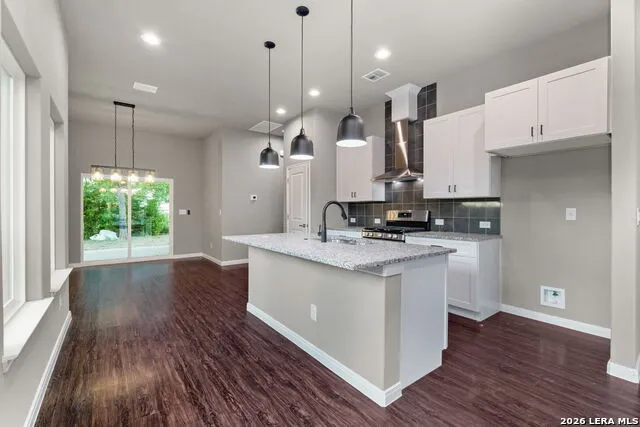 1243 W HARLAN AVE San Antonio, TX 78211