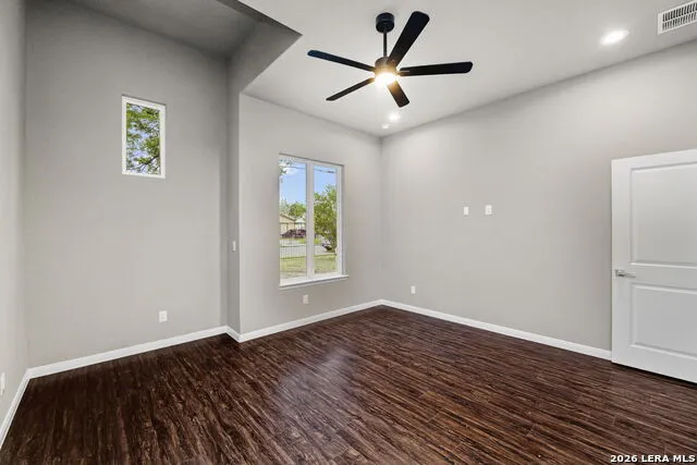 1243 W HARLAN AVE San Antonio, TX 78211