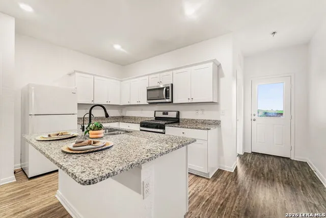 13536 LUNAR LGT St Hedwig, TX 78152