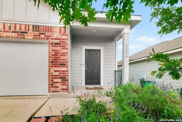 13536 LUNAR LGT St Hedwig, TX 78152