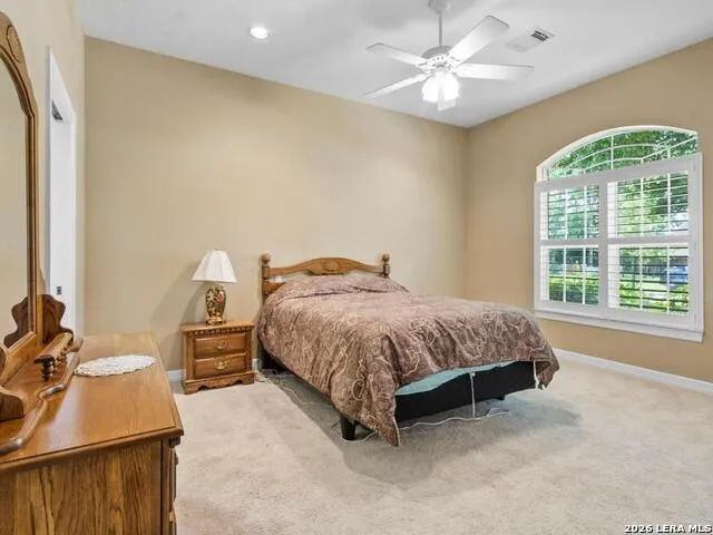 23 Melbourne Ct Montgomery, TX 77356