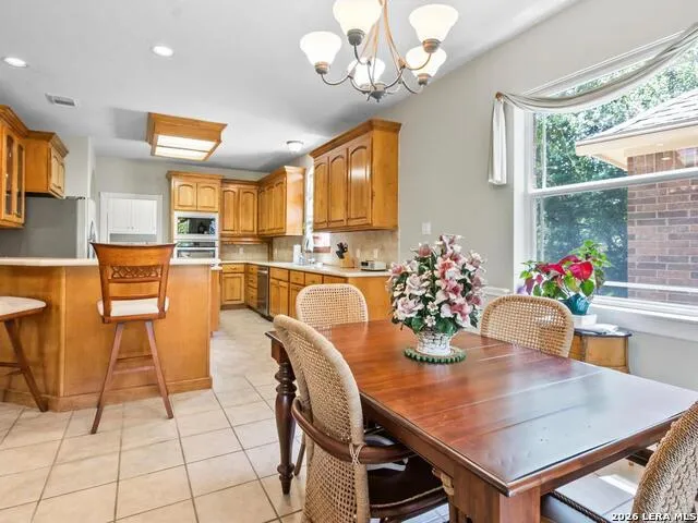 23 Melbourne Ct Montgomery, TX 77356