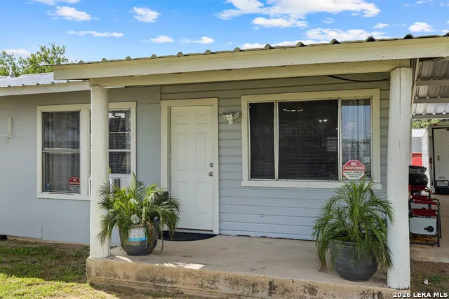 13950 Ih 35 Moore, TX 78057