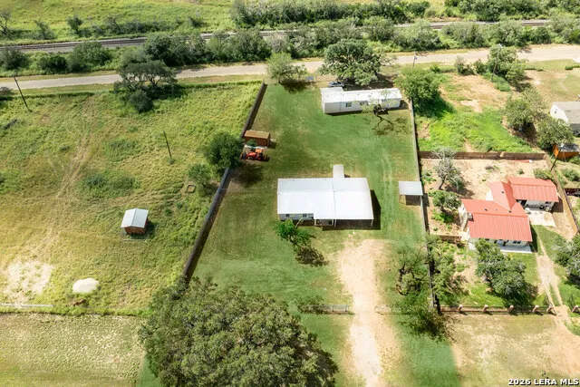 13950 Ih 35 Moore, TX 78057