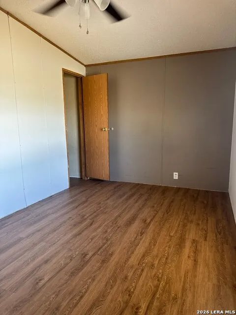 13950 Ih 35 Moore, TX 78057