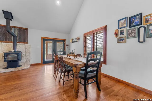 208 Oak Bend Dr La Vernia, TX 78121