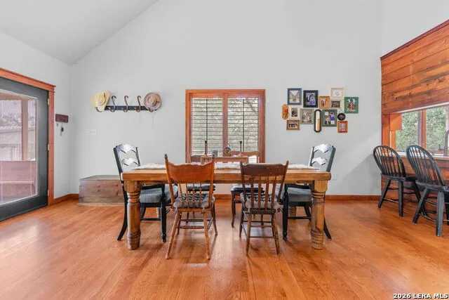 208 Oak Bend Dr La Vernia, TX 78121