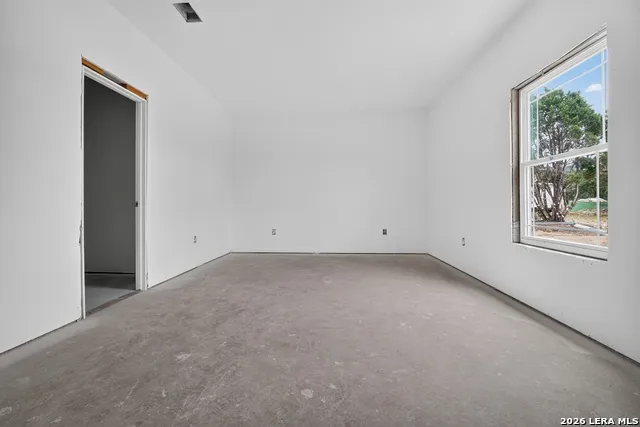11796 MONTANA SPRINGS DR Marble Falls, TX 78654