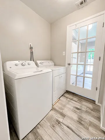 6235 FLINT ROCK DR San Antonio, TX 78238