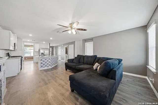 4014 FORT PALMER BLVD St Hedwig, TX 78152