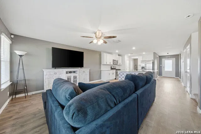 4014 FORT PALMER BLVD St Hedwig, TX 78152