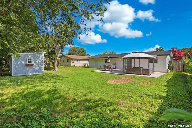 5202 CORAL MIST ST Kirby, TX 78219
