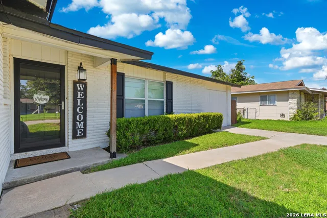 5202 CORAL MIST ST Kirby, TX 78219