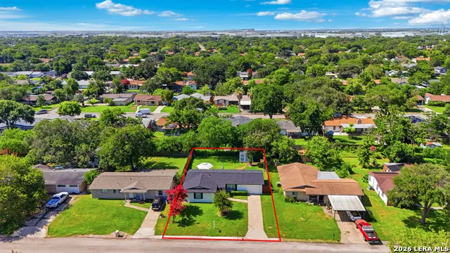 5202 CORAL MIST ST Kirby, TX 78219