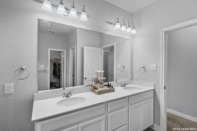 1526 Balcones Fault New Braunfels, TX 78132