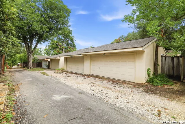 117 MONTCLAIR ST San Antonio, TX 78209