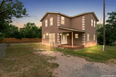 438 CRESTHILL RD