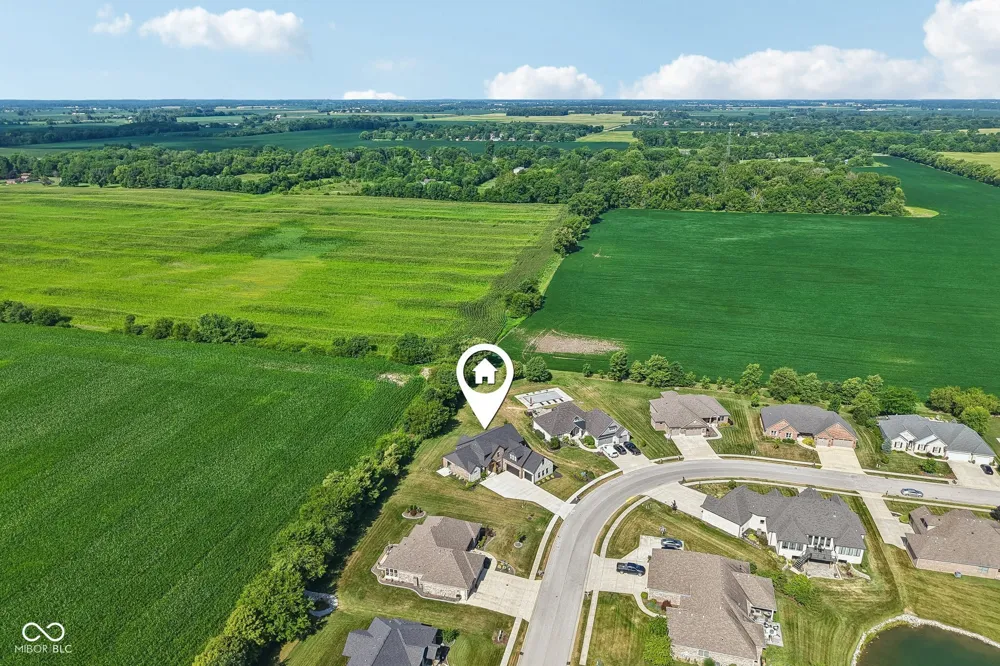 134 Lakeside Drive Pittsboro, IN 46167