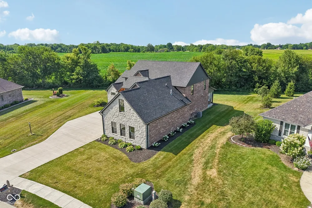 134 Lakeside Drive Pittsboro, IN 46167