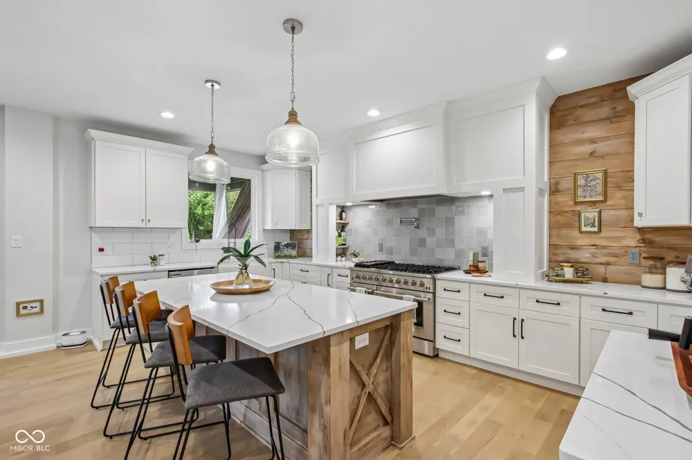 134 Lakeside Drive Pittsboro, IN 46167