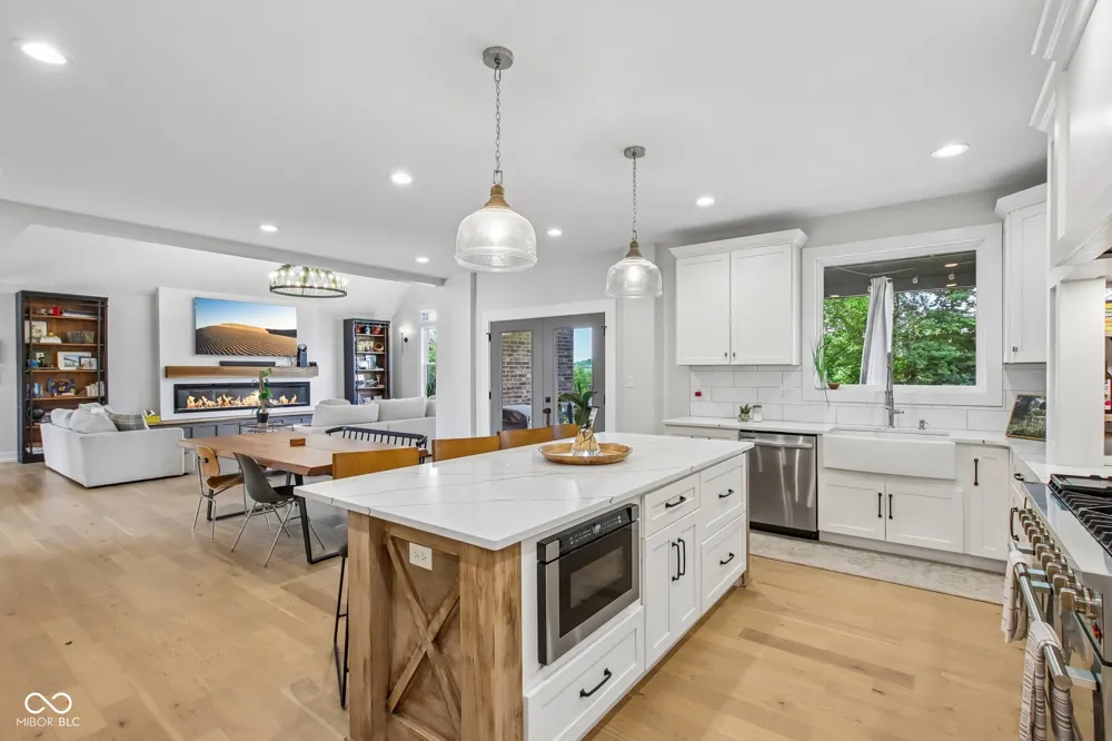 134 Lakeside Drive Pittsboro, IN 46167