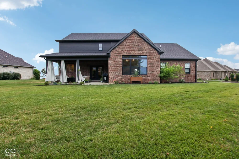 134 Lakeside Drive Pittsboro, IN 46167