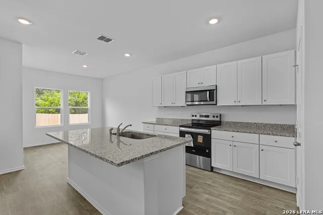 314 Boatman Cv Seguin, TX 78155