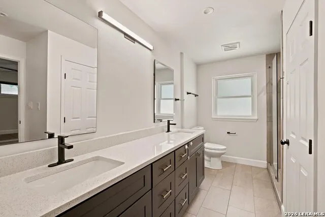 217 Gardenview Castle Hills, TX 78213