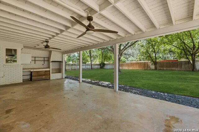 217 Gardenview Castle Hills, TX 78213