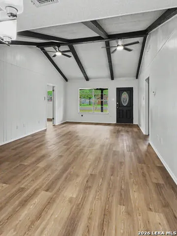 1217 E COMAL ST Pearsall, TX 78061