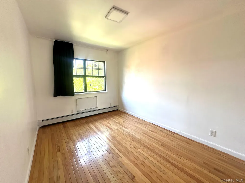 120-25 Ketch Court Flushing, NY 11356