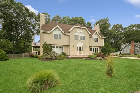 185 Inlet Lane
