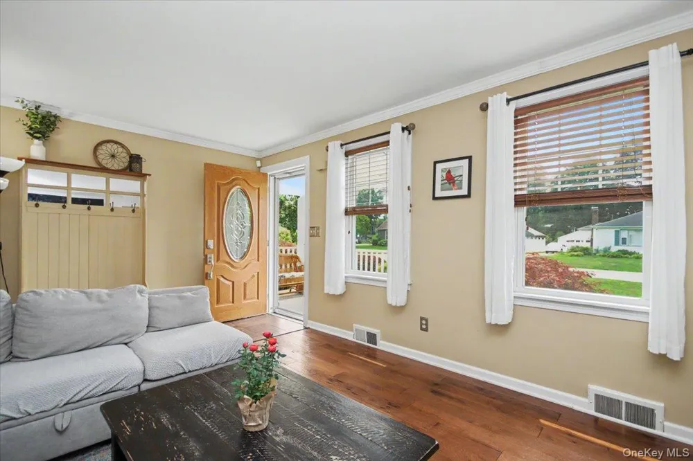 9 Mansion Drive Hyde Park, NY 12538