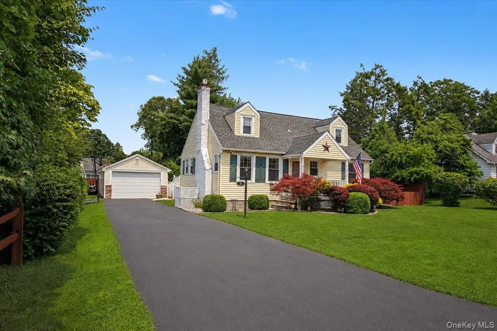 9 Mansion Drive Hyde Park, NY 12538