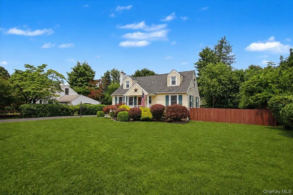 9 Mansion Drive Hyde Park, NY 12538