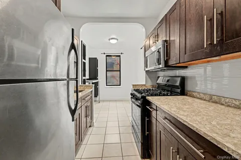 210 Martine Avenue #5K