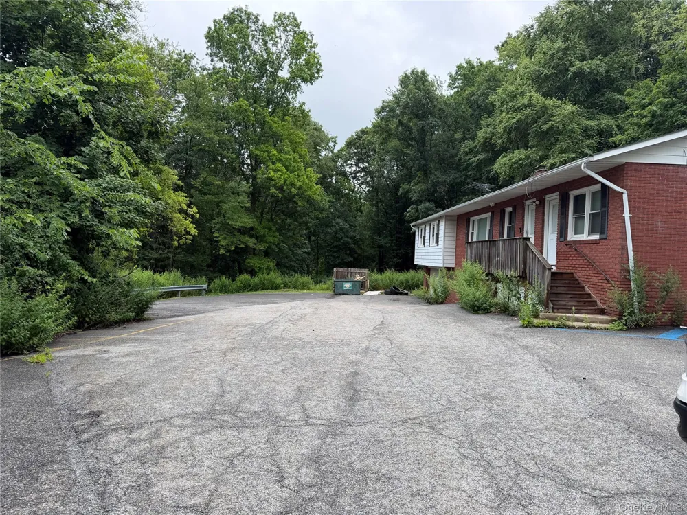 3 Brookside Avenue Chester, NY 10918