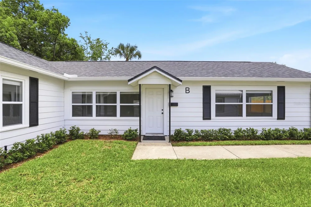 2704 E JEFFERSON STREET Orlando, FL 32803