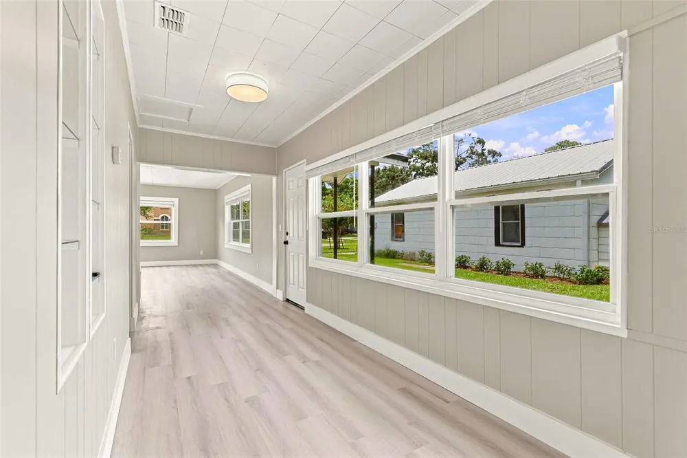 2704 E JEFFERSON STREET Orlando, FL 32803