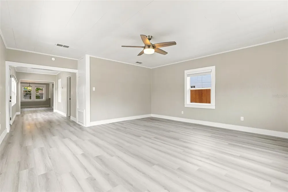 2704 E JEFFERSON STREET Orlando, FL 32803