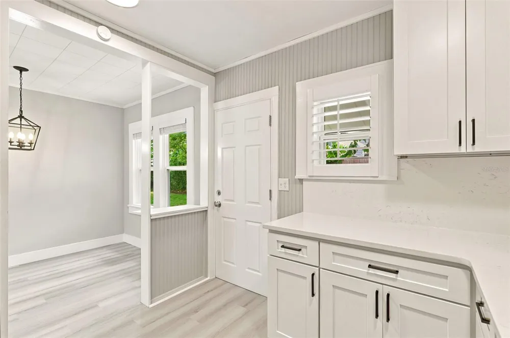 2704 E JEFFERSON STREET Orlando, FL 32803