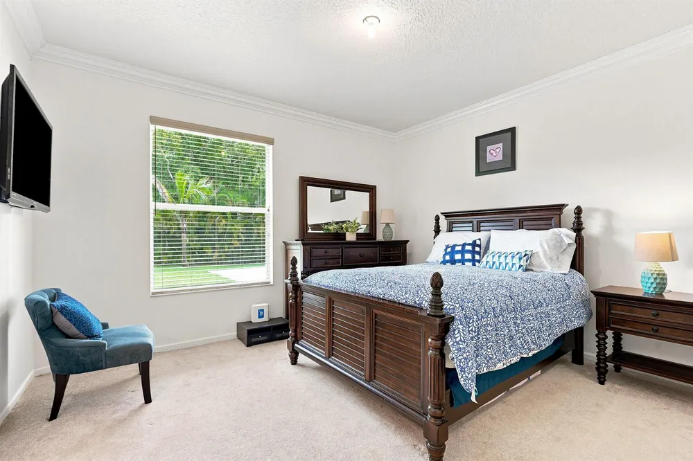 13882 43rd Road Royal Palm Beach, FL 33411