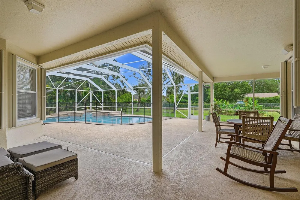 13882 43rd Road Royal Palm Beach, FL 33411