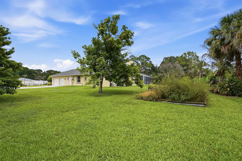 13882 43rd Road Royal Palm Beach, FL 33411