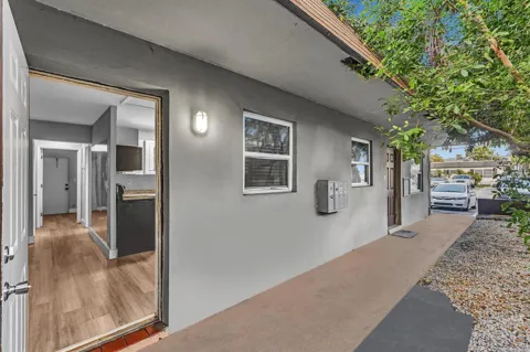 232 SE 9th Avenue #2