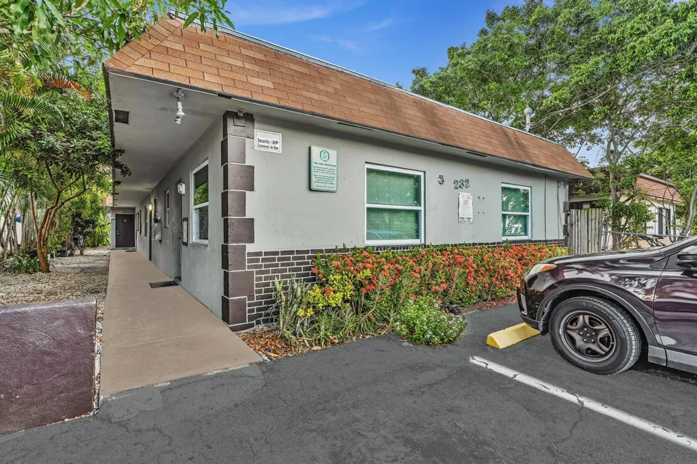 232 SE 9th Avenue #2 Pompano Beach, FL 33060