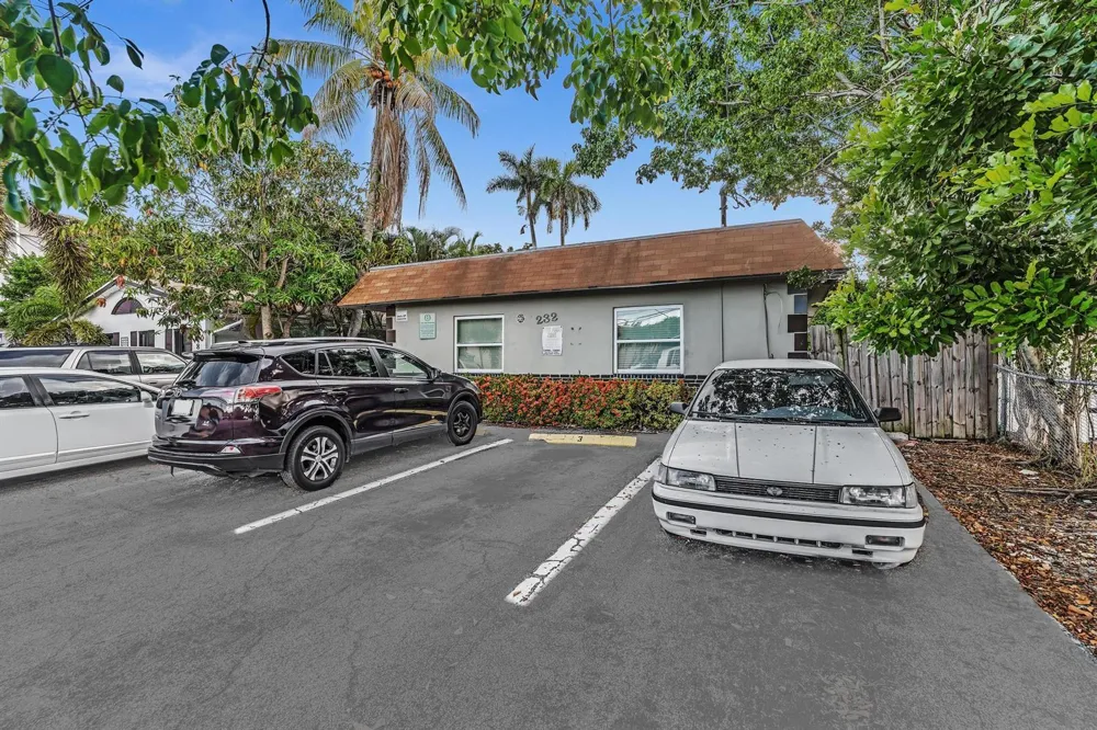 232 SE 9th Avenue #2 Pompano Beach, FL 33060