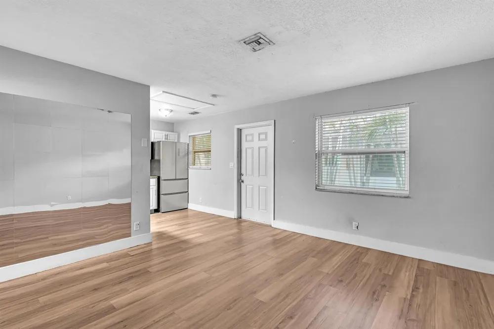 232 SE 9th Avenue #2 Pompano Beach, FL 33060