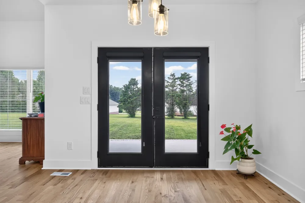 28 Harding Rd Leoma, TN 38468